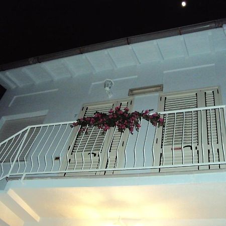 La Viareggina Hotel Viareggio Exterior foto